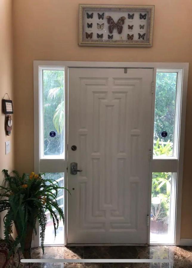 Large Luxury Studio With View In Santa Monica Luaran gambar
