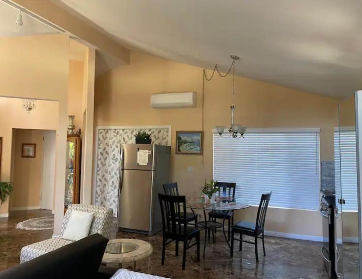 Large Luxury Studio With View In Santa Monica Luaran gambar