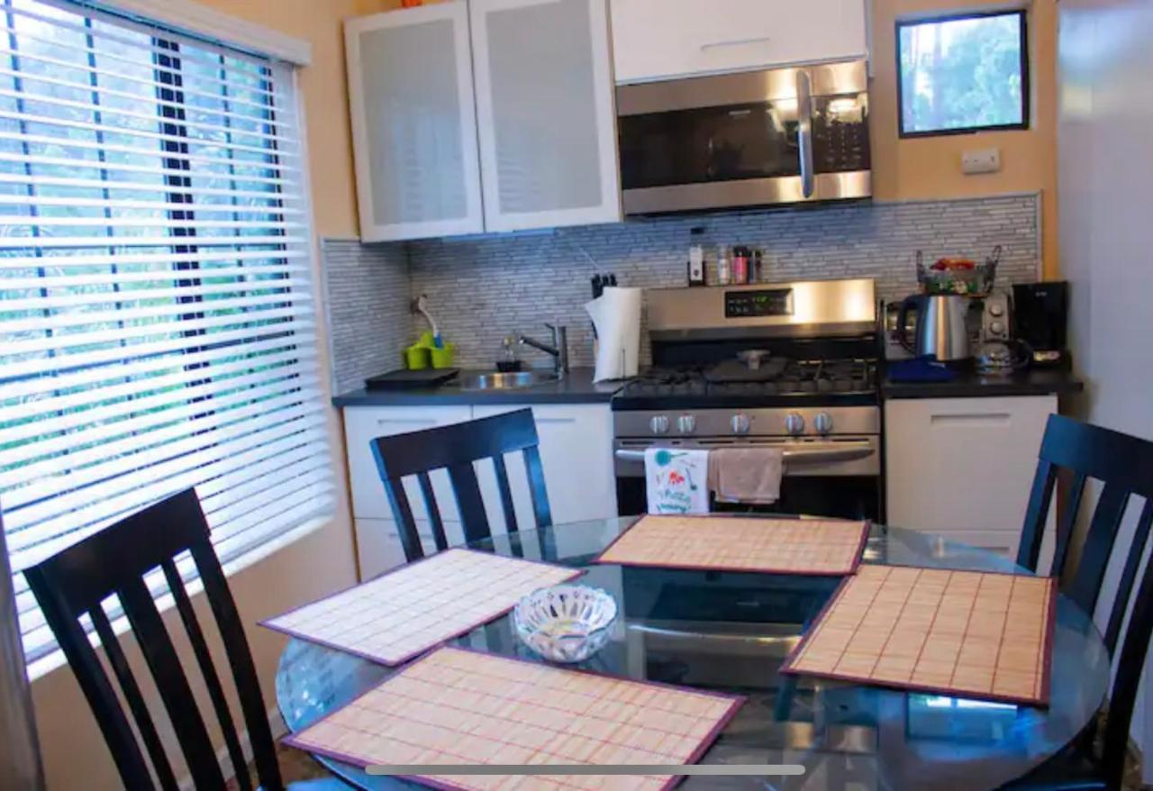 Large Luxury Studio With View In Santa Monica Luaran gambar